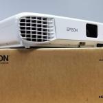 EPSON EB-E01 XGA 3LCD PROJECTOR — BRIGHT CLASSROOM ESSENTIAL